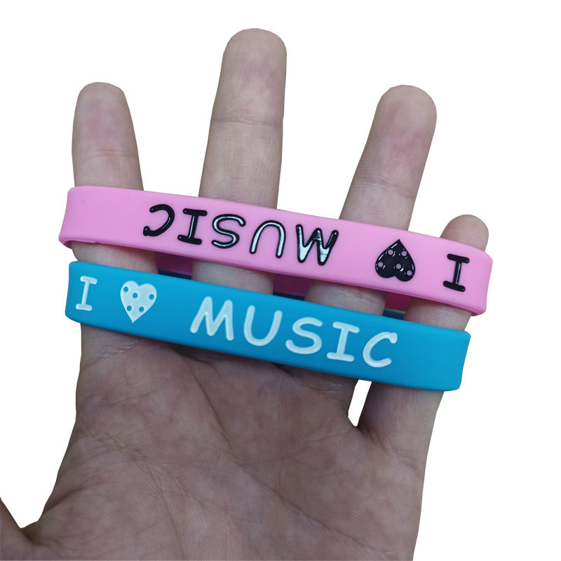 Silicone wristband